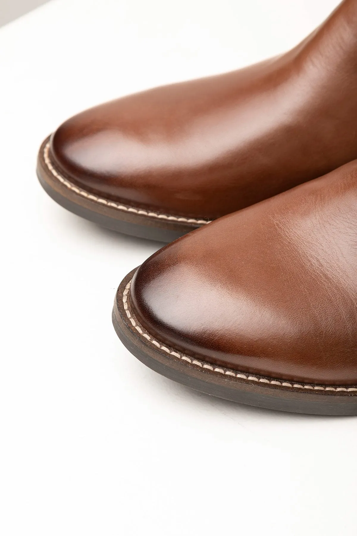Men's Kiplin III Leather Chelsea Boots