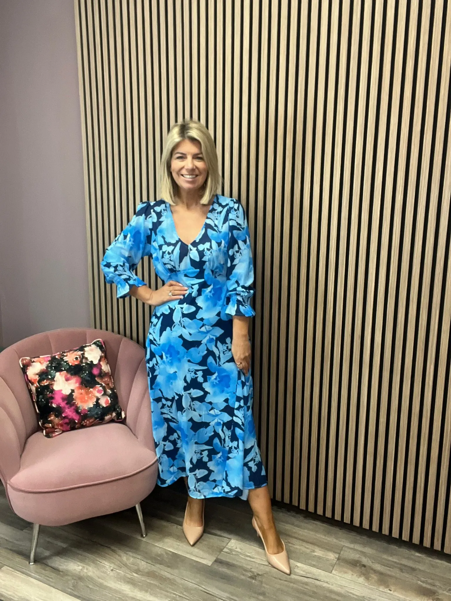 STREASA MIDI DRESS (NAVY/BLUE)