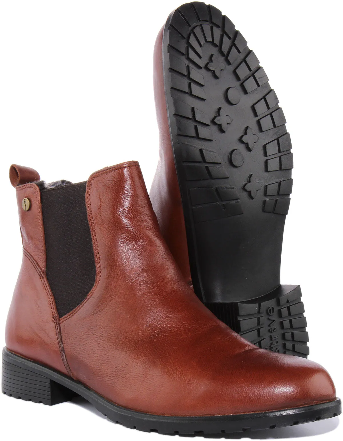 Strive Windsor In Tan For Women